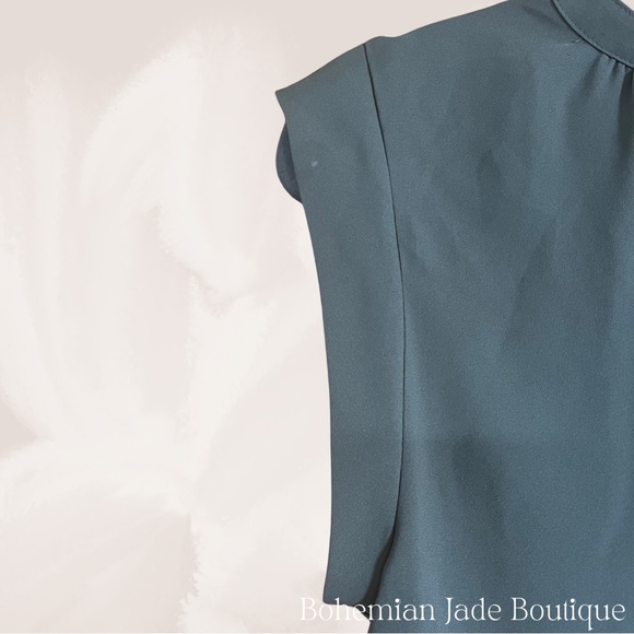 Mossimo Ruffle Cap Sleeved Workwear Blouse - Picture 4 of 5